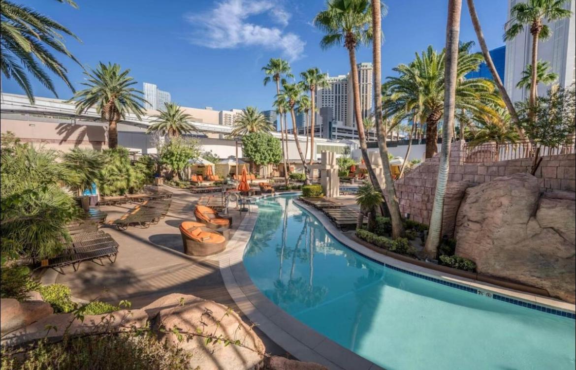 Classic Suite Mgm Signature 25Th Flr Pool View Las Vegas Eksteriør billede